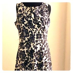 Sleeveless Navy and Tan Business Dress.